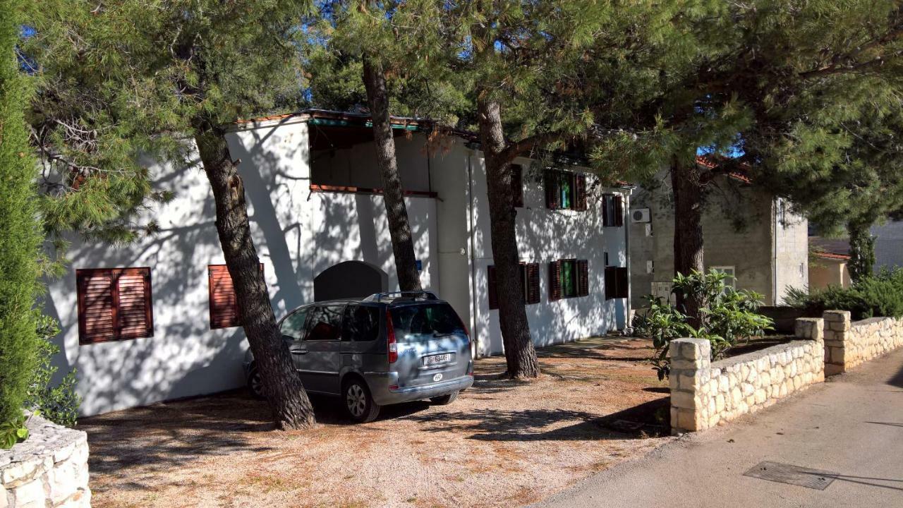 Apartments Vera - Mirca Mirce Extérieur photo